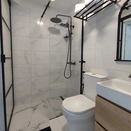 Appartement Privado Junto Al Yumbo Centre *