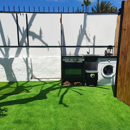 Privado Junto Al Yumbo Centre * San Bartolome de Tirajana (Gran Canaria)