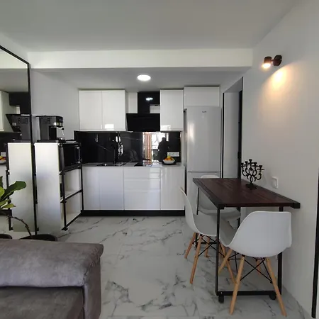 Apartment Privado Junto Al Yumbo Centre