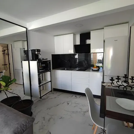 Apartment Privado Junto Al Yumbo Centre *