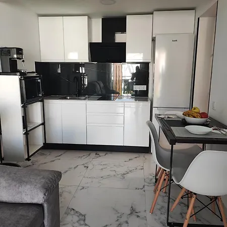 Apartment Privado Junto Al Yumbo Centre San Bartolome de Tirajana (Gran Canaria)