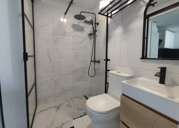 Appartement Privado Junto Al Yumbo Centre *