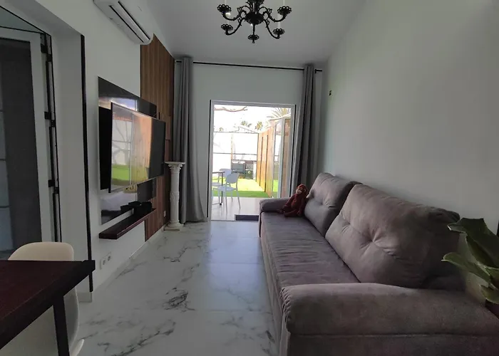 Appartement Privado Junto Al Yumbo Centre *